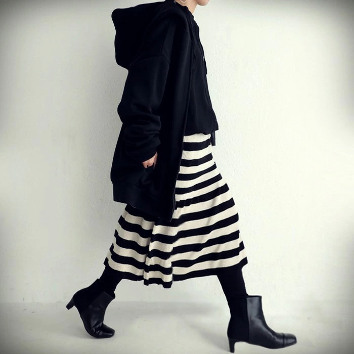 チュールヘムボーダー フレアスカート(スカート)｜TO BE CHIC(トゥー