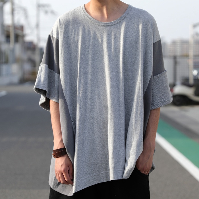 考え抜かれたカラーを活かす、異素材使い。カラーブロッキングビッグＴ・再再販。メール便不可