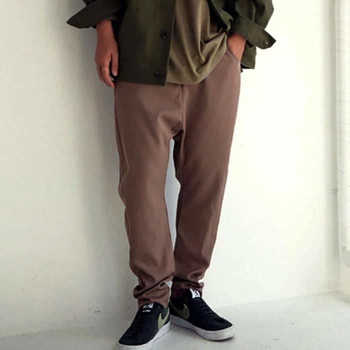 パンツ 着こなしに新鮮さを。カタチに拘り大人雰囲気に。切替サルエルパンツ・再再販。メール便不可