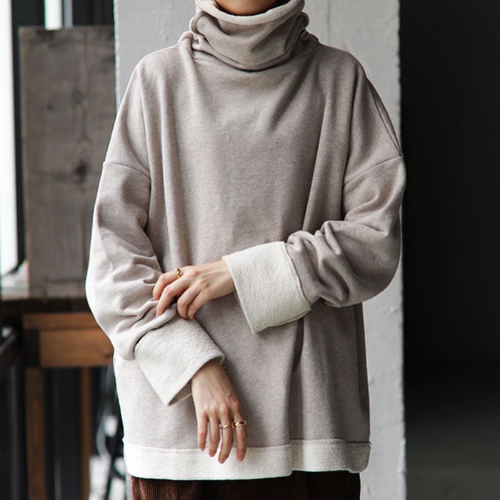 トップス ラフ×女っぽさを惹き出す、すっきりとしたハイネックが好印象。・メール便不可