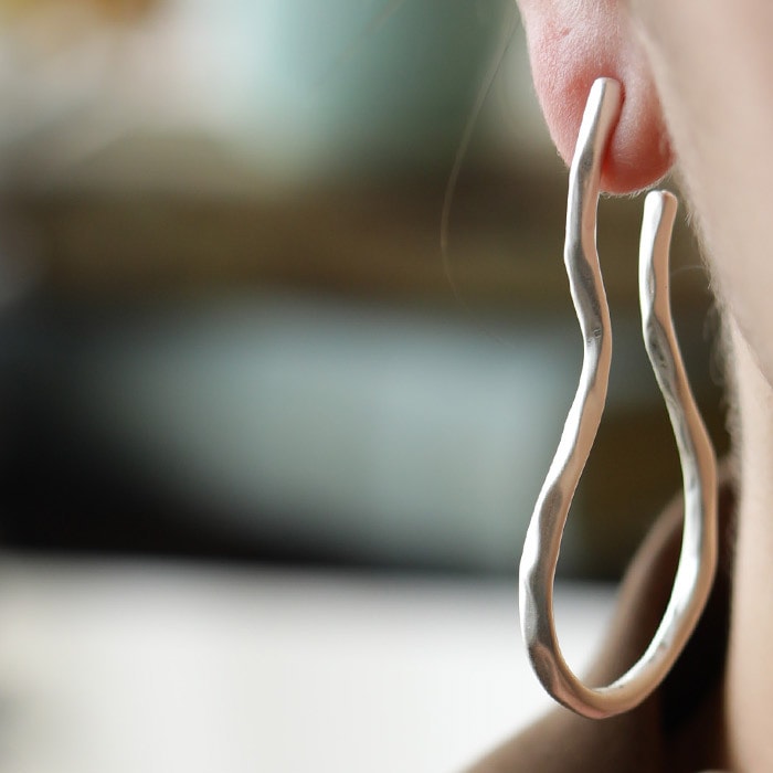 アクセ送料無料 ピアス アクセサリー 変形 シック レディース・(10)メール便可