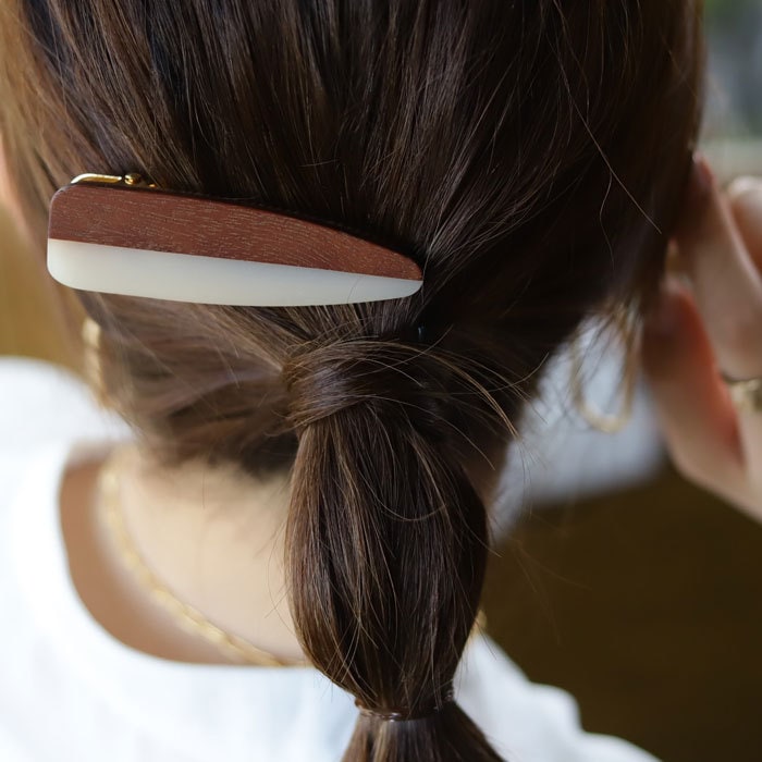 アクセ送料無料 ヘアクリップ ヘアアクセサリー ヘアピン ピン留め クリップ バイカラー ブラウン 三角 シック レディース上品 ・(10)メール便可