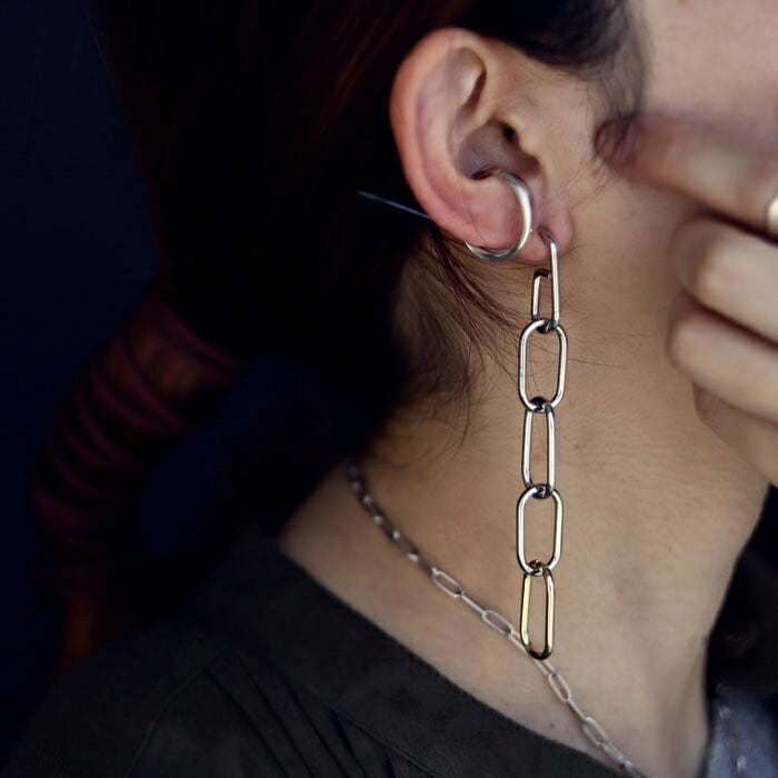 アクセ送料無料 ピアス アクセサリー チタン チェーン アシメ シック レディース ・(10)メール便可