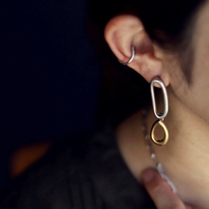 アクセ送料無料 ピアス アクセサリー ニッケルフリー チタン 揺れる 丸 フープ シルバー ゴールド シック レディース ・(10)メール便可