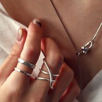 アクセ送料無料 指輪 リング レディース 水牛 角 立体 シャープ 大ぶり