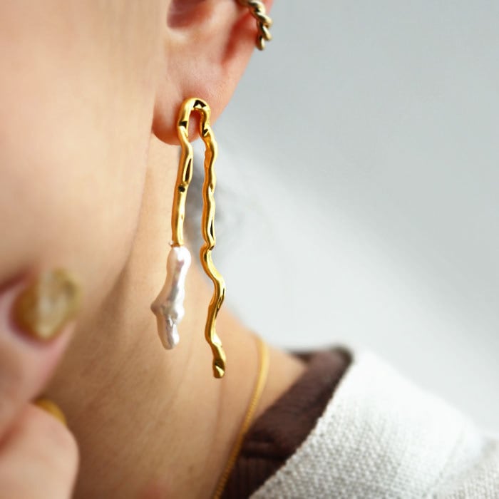 アクセ送料無料 ピアス アクセサリー パール 淡水パール マット シンプル 変形 シック レディース・(10)メール便可