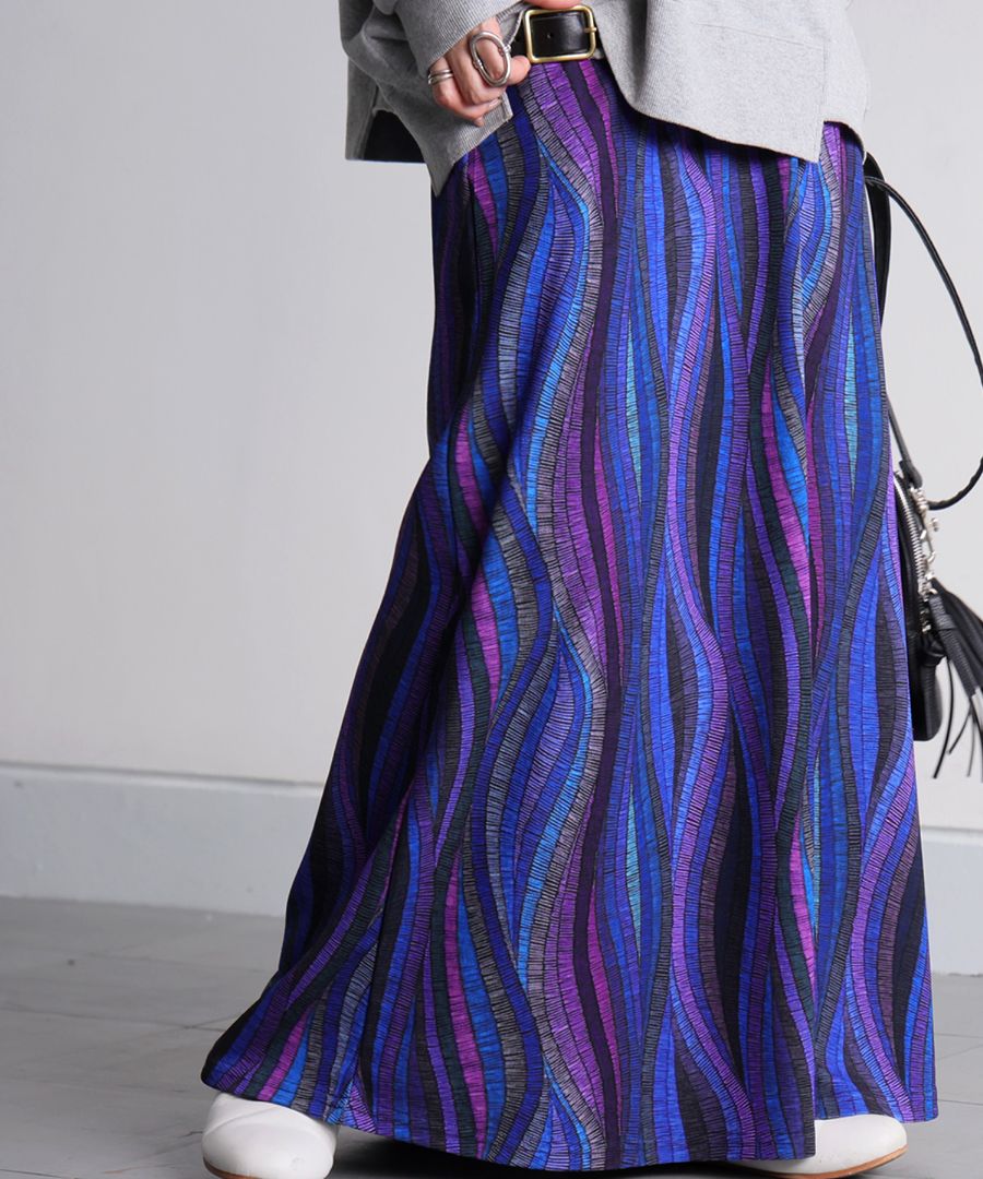 えみおわす　ダークブルー 藍染 タックスカート 調整可能　ダブルガーゼ　コットン コクーンタックスカート – AMARC LIFE STORE