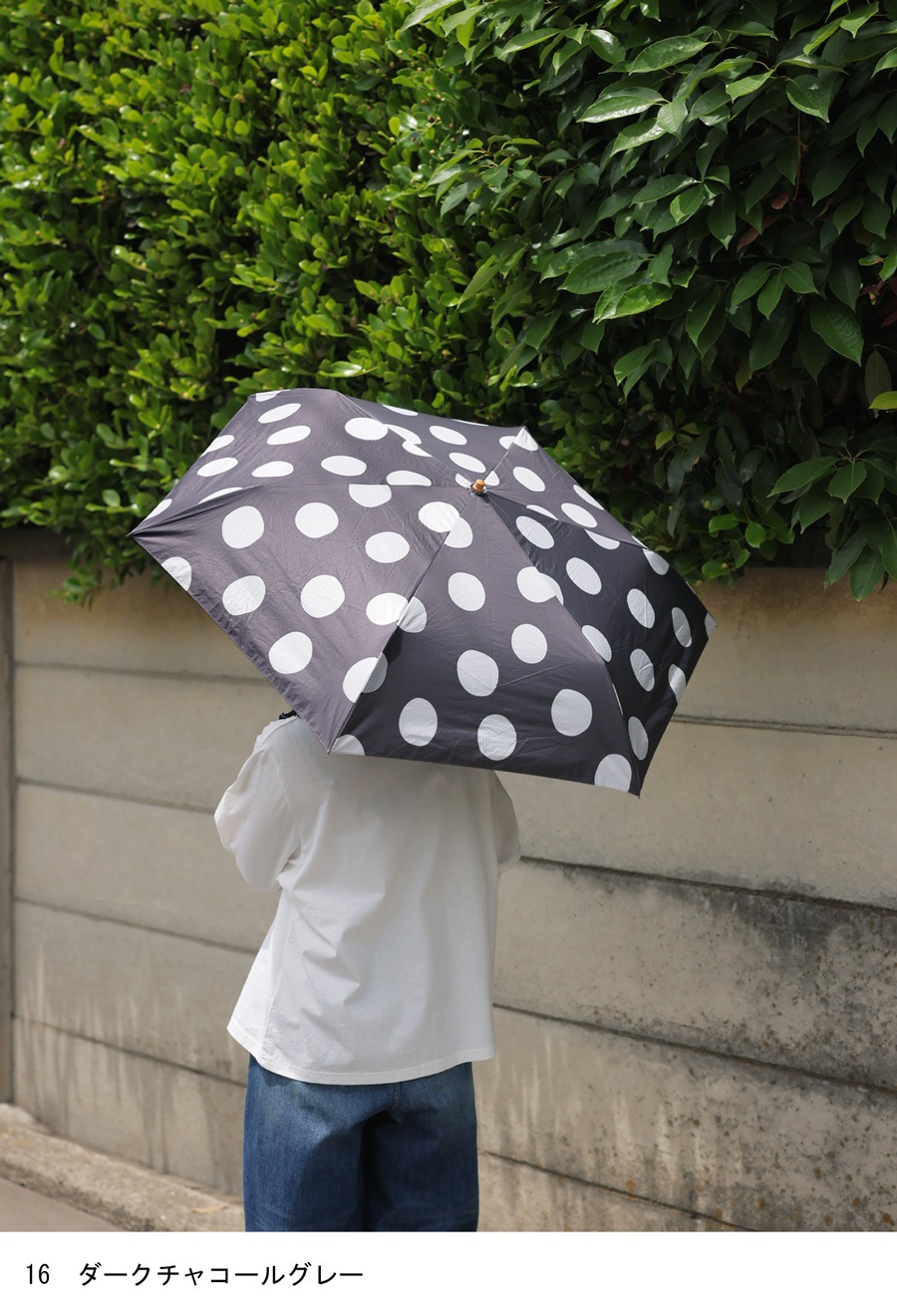 晴雨兼用 ドット柄折りたたみ傘 レディース 遮光 UVカット・再販