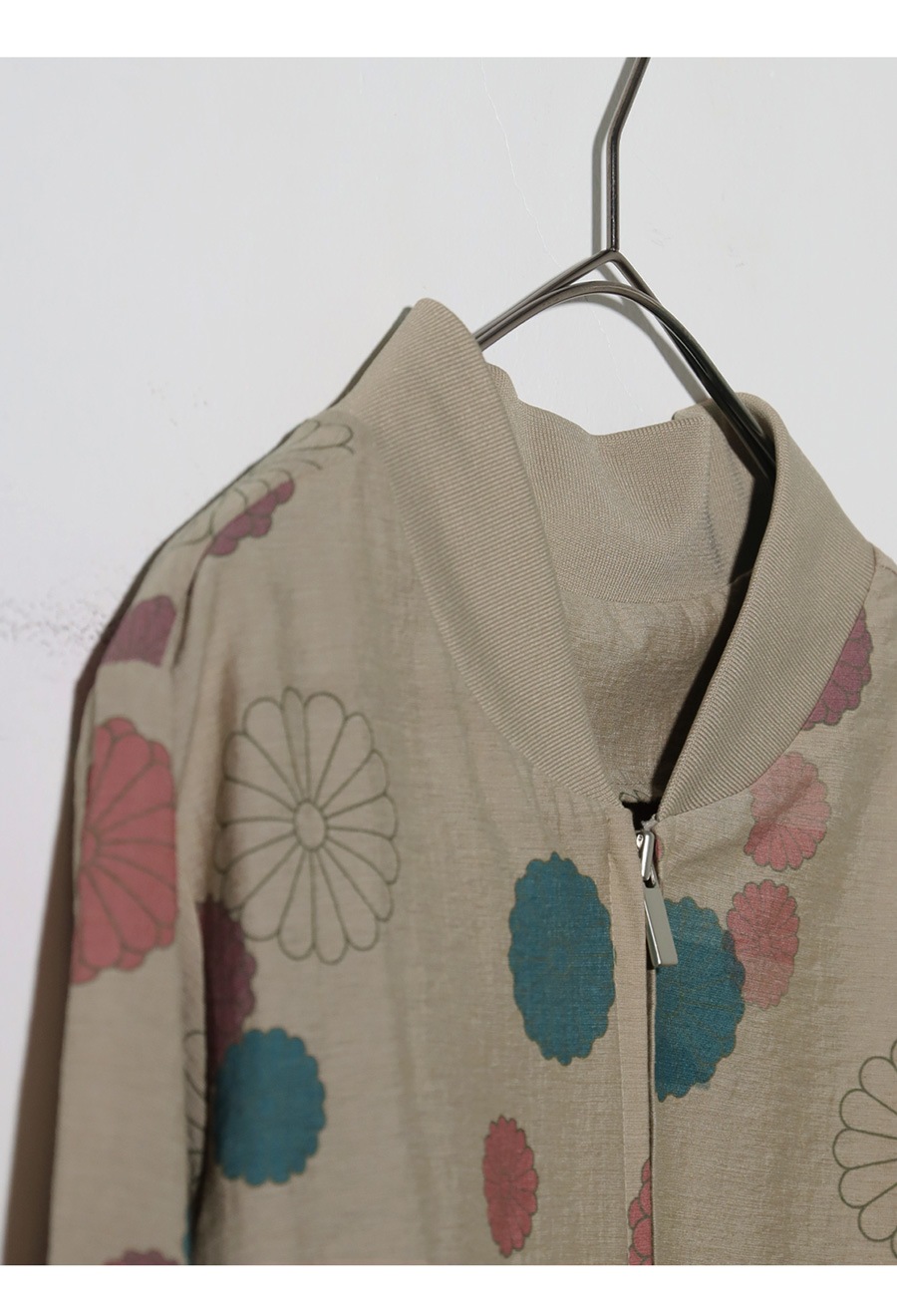 菊文様 ブルゾン レディース 長袖 ジップアップ 送料無料・メール便