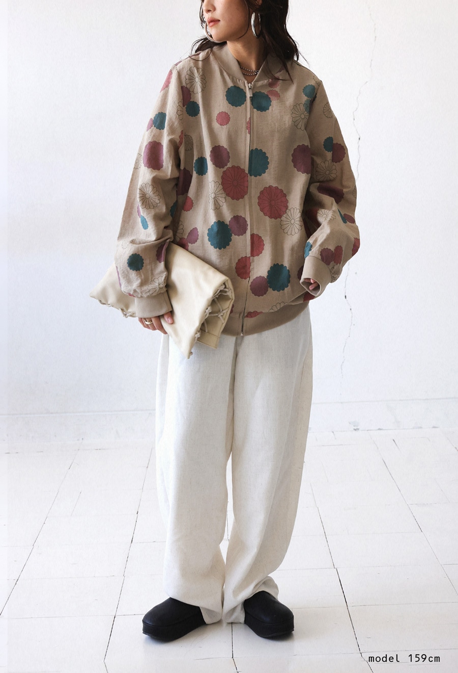 菊文様 ブルゾン レディース 長袖 ジップアップ 送料無料・メール便
