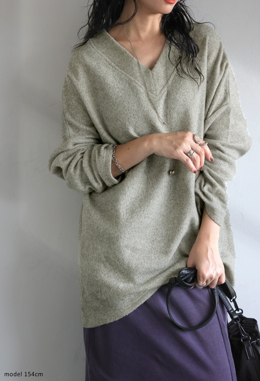 発売記念1000円OFF☆14日10時迄 シュッと美 Vネック ニットソー