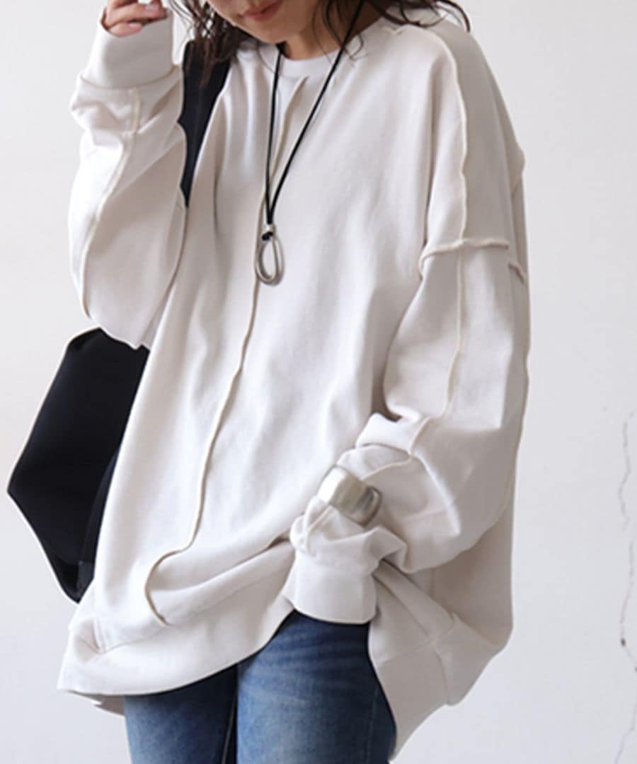 新品タグ付✨ADORE SWEAT 2024 プルオーバー 定価3万 新品タグ付✨ADORE SWEAT 2024 プルオーバー 定価3万 ADOREの