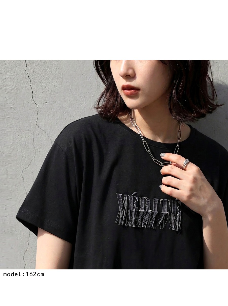シンプル派に、ちょうどいいクセ。Tシャツ レディース 半袖 ロゴT 接触