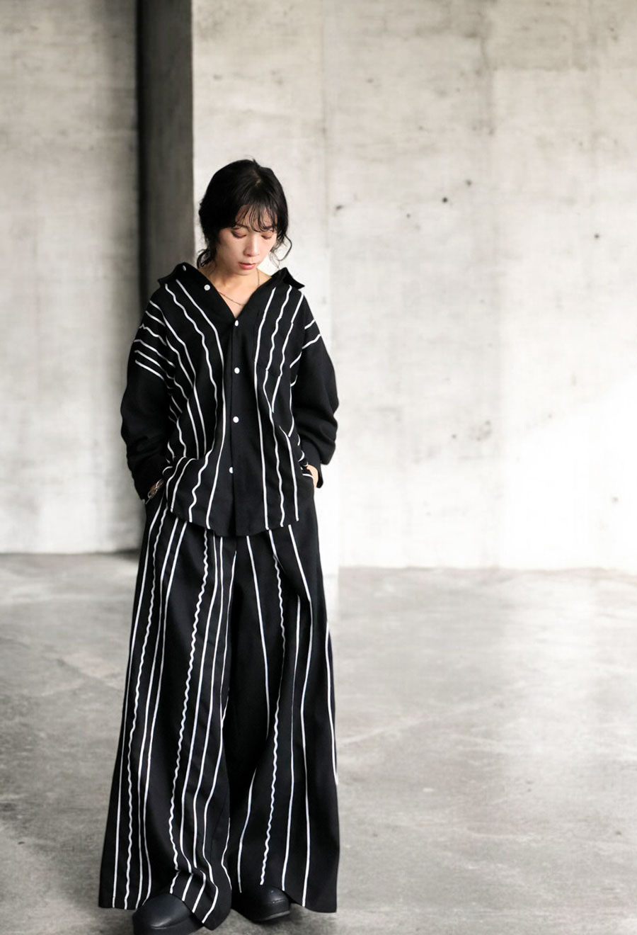 刺繍ライン入り ワイドパンツ レディース ロング 送料無料