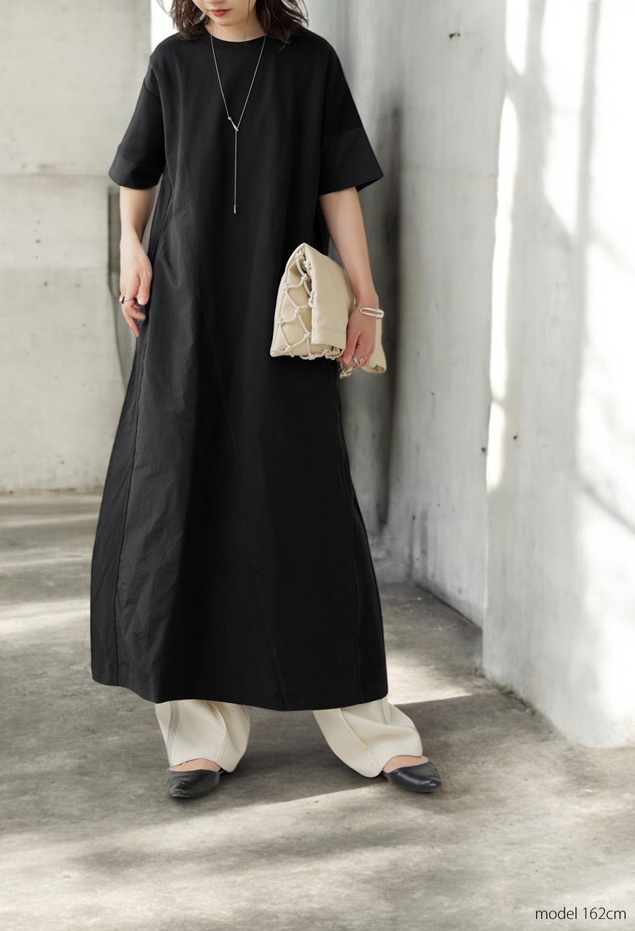 【美品】アンタイトル　Iラインワンピース　ベロアドッキング　シルク使用 美品】アンタイトル Iラインワンピース ベロアドッキング シルク