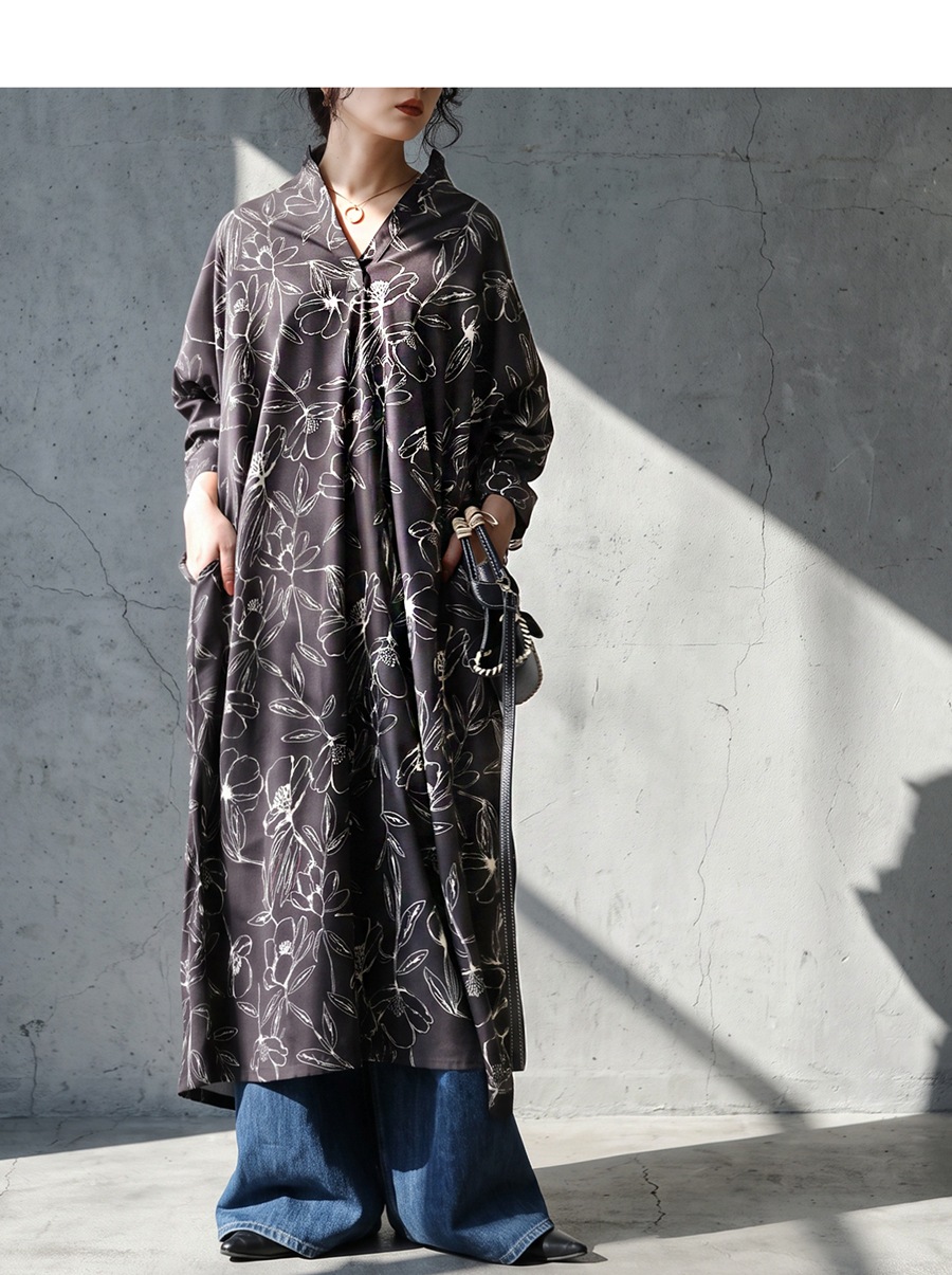 レオナール　花柄シャツワンピース　モノトーン　薄手　ポリエステル　9AR 1枚で完成するモードな花柄。シャツワンピース レディース 長袖 ロング