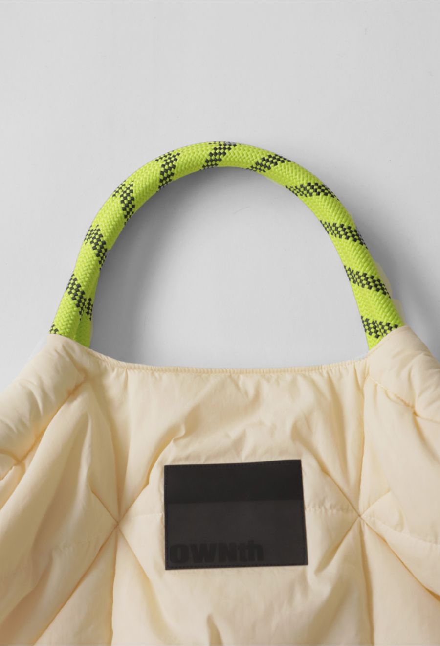 コードハンドル キルティングバッグ ユニセックス バッグ 送料無料