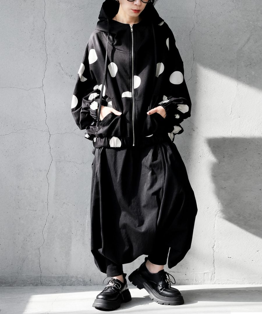 再入荷予定有!ドット柄 裏毛 ジップパーカー レディース フード付き