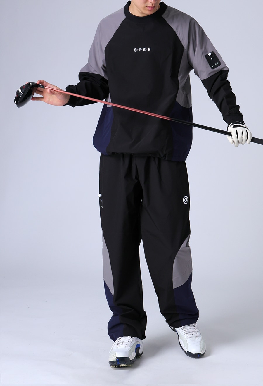 予約：10月上旬納期】ANTIQUA GOLF×STCH 配色プルオーバー 送料