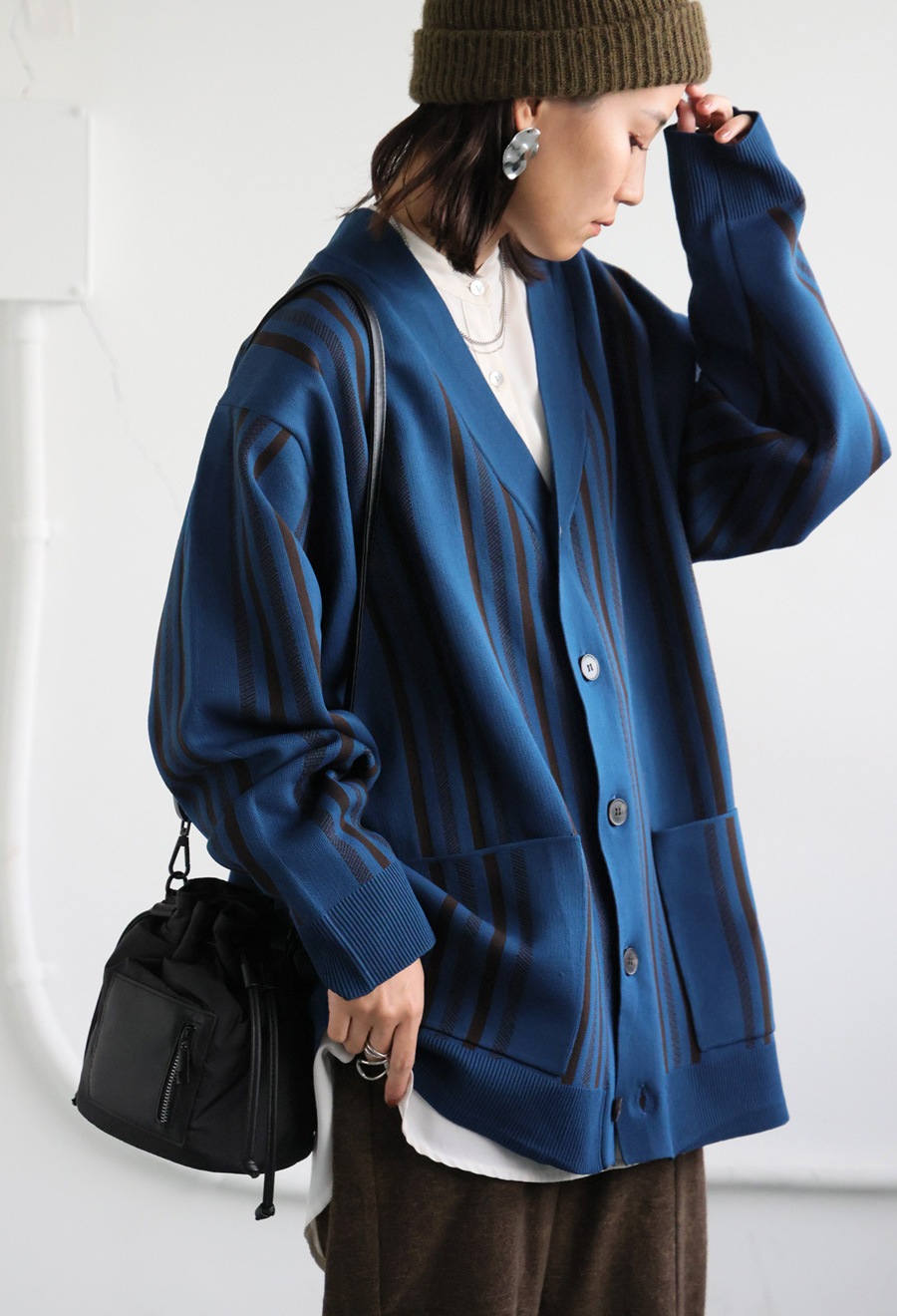 新品タグ付Bon Vieux Temps カーディガン 日本製 薄手 ネイビー ロングカーディガン(肌側綿100%裏パイル)(洗濯機OK) - ファッション