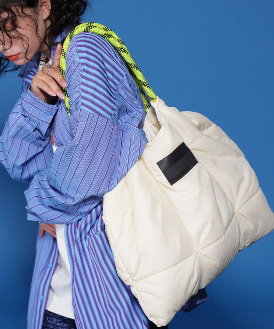 バンク　ガルバ コードハンドル キルティングバッグ ユニセックス バッグ 送料