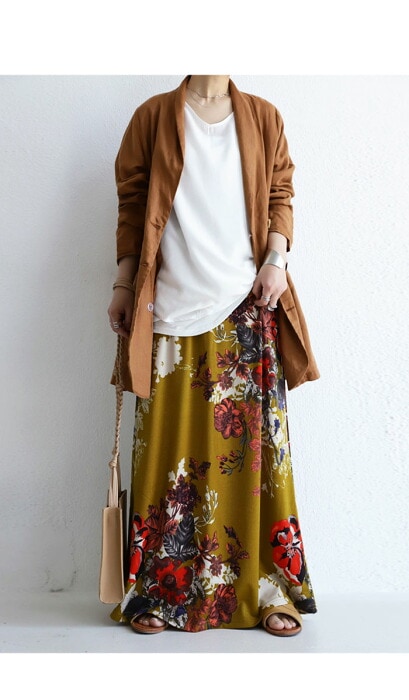 極美品✨SHE Tokyo Annaflower フラワーデザインスカート 36 極美品✨SHE Tokyo Annaflower フラワーデザインスカート 36