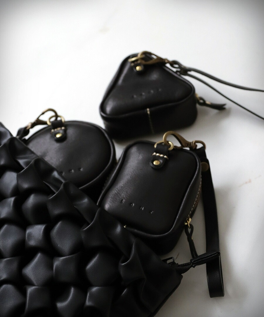 【希少】クリストファーネメス　ミニポーチ 本革 日本製 ミニポーチ マチあり ミニマリスト 送料無料・メール便