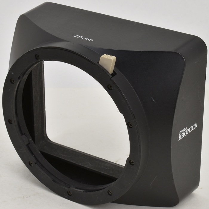 中古カメラ機材の通販専門店 Antiquary（アンティクアリィ）