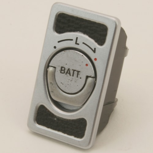 中古カメラ機材の通販専門店 Antiquary（アンティクアリィ）