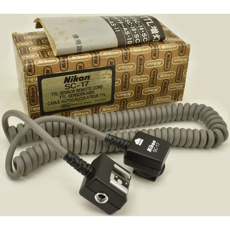 中古カメラ機材の通販専門店 Antiquary（アンティクアリィ）