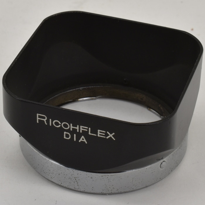 RICOHFLEX ダイヤ➕クローズアップレンズ➕黄色フィルター付きフード 二眼レフカメラ】RICOHFLEX New Dia 中判フィルム二眼レフカメラを今更