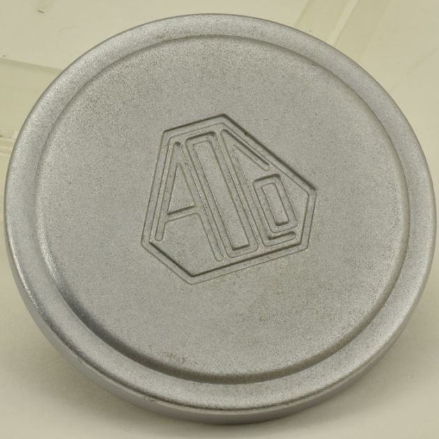 中古カメラ機材の通販専門店 Antiquary（アンティクアリィ）