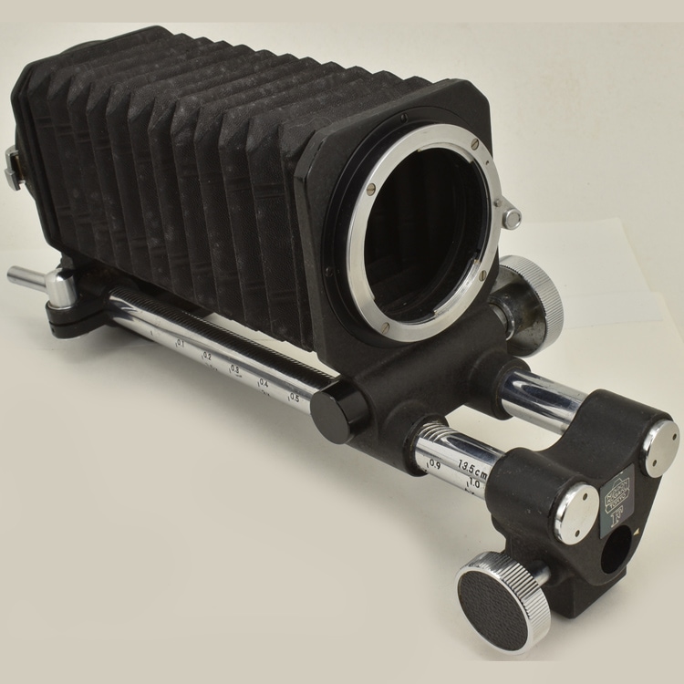 中古カメラ機材の通販専門店 Antiquary（アンティクアリィ）