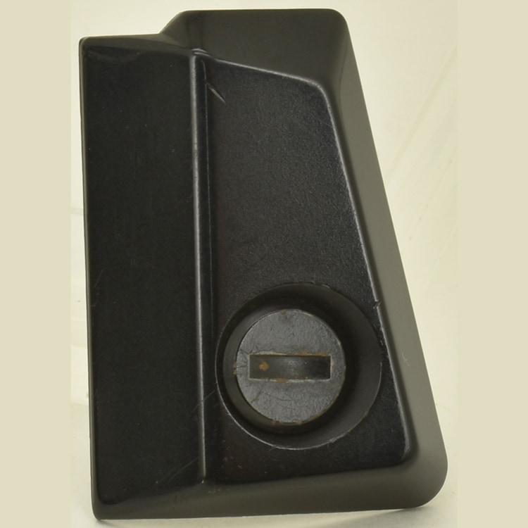 中古カメラ機材の通販専門店 Antiquary（アンティクアリィ）