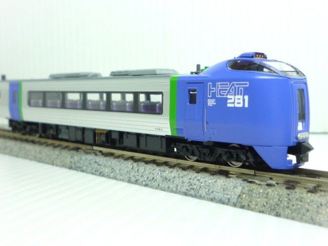 ����281�ϡ�HEAT 281��9ξ�ե������Υ��ꥸ�ʥ륻�å�