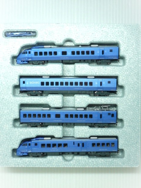KATO 10-439 883系 ソニック883 基本セット 883系「ソニック」 リニューアル車(1次車) 基本セット(4両) | Nゲージ
