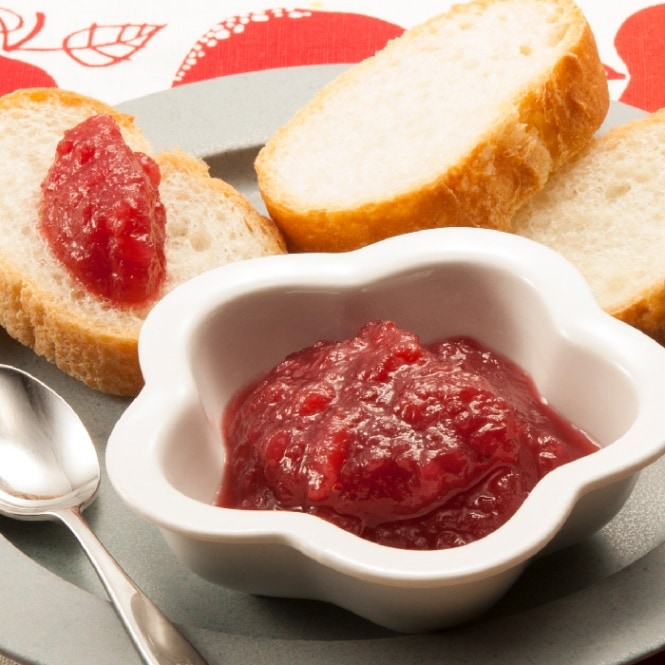 風丸農場の中まで赤いりんごジャム