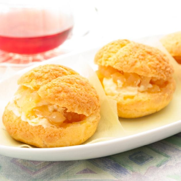 りんごのシュークリーム