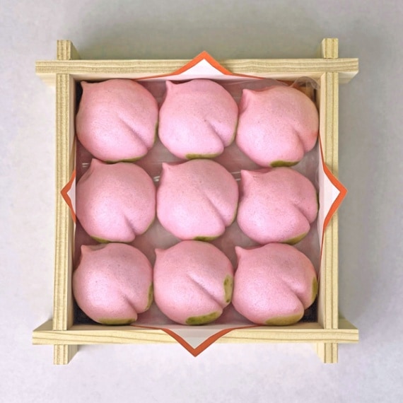 桃の饅頭ページ 岡山 ル・フォワイエ もっち桃 洋風まんじゅう 洋菓子 焼菓子 もちもち