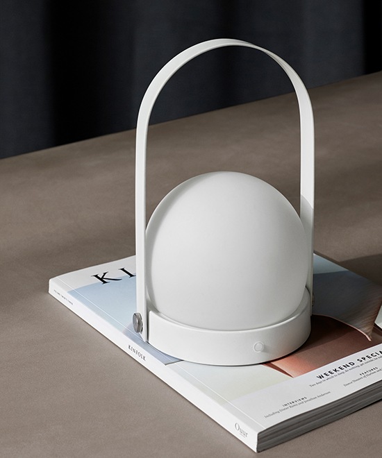 Audo Copenhagen キャリーテーブルランプ ホワイト | 家具,照明 