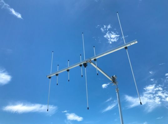 144/430MHz デュアルバンド八木 ステンレス製 収納ケース付き 000000000365_lf0bWWi.jpg
