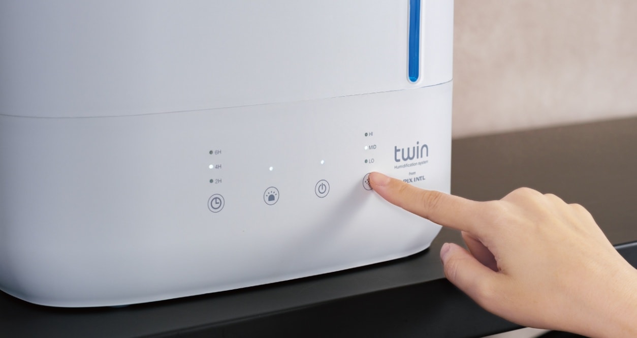 タッチパネル式で触れるだけでかんたん操作