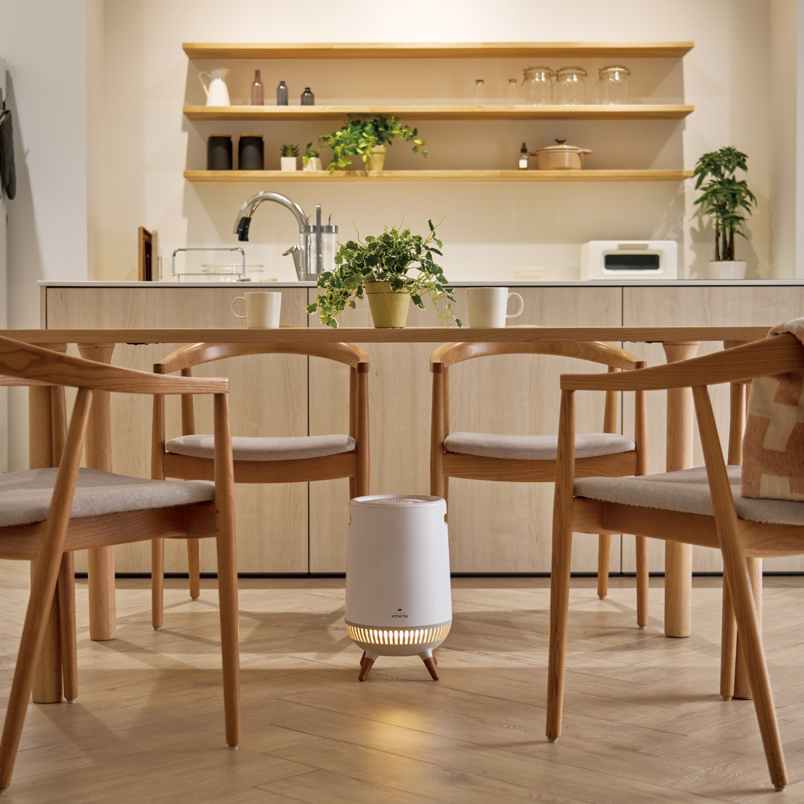 【アウトレット品】360°セラミックヒーター　どこでもこたつ　ADK-360ROLT