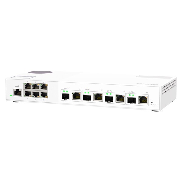QNAP マネージドスイッチ QSW-M2106-4C 4 x 10GbE SFP+/RJ45コンボポート / 6 x 2.5 Gigabitポート Layer 2 Webマネージドスイッチ ポート数:6+4 スイッチングファブリック:110 Gbps 電源内蔵 【お取り寄せ商品です/納期都度対応】