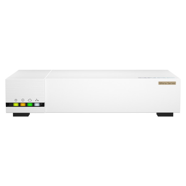 QNAP 次世代 3 ポート 10GbE SD-WAN ルーター QHora-322 NAS / IoT 環境 3 x 10GbE / 6 x 2.5GbE ポートを備えた高速接続 【お取り寄せ商品です/納期都度対応】