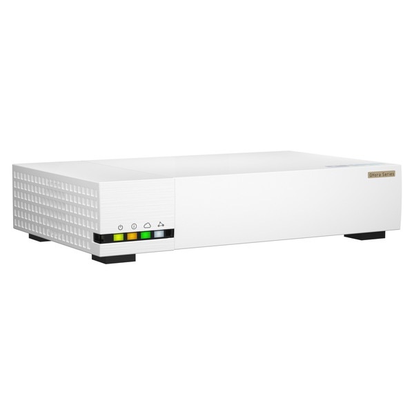 QNAP 次世代 3 ポート 10GbE SD-WAN ルーター QHora-322 NAS / IoT 環境 3 x 10GbE / 6 x 2.5GbE ポートを備えた高速接続 【お取り寄せ商品です/納期都度対応】