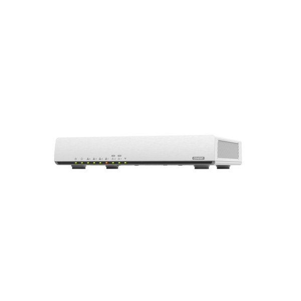 QNAP ������ 3 �ݡ��� 10GbE SD-WAN �롼���� QHora-301W NAS / IoT �Ķ� 3 x 10GbE / 6 x 2.5GbE �ݡ��Ȥ���������®��³ �б��������ƥ� �� VPN / DMZ�ڤ����󤻾��ʤǤ�/Ǽ�������б���
