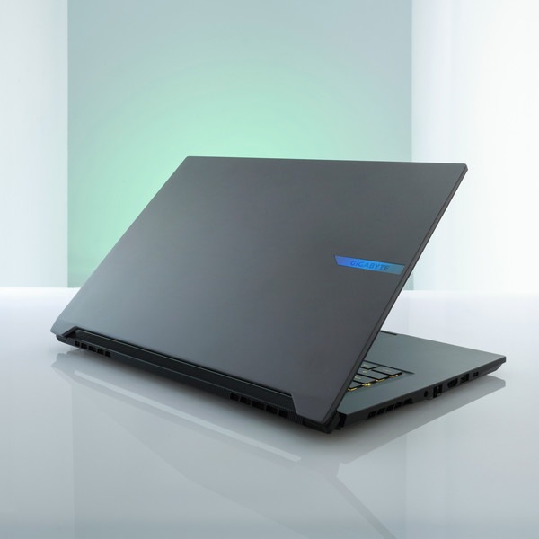 GIGABYTE ߥ󥰥Ρȥѥ AERO X16 1VH93JP864AH 16 Ryzen AI 7 350 GeForce RTX 5060 Laptop :32GB SSD:1TB Windows 11 Home ܸ쥭ܡ ڡ쥤 ХȥΡPC