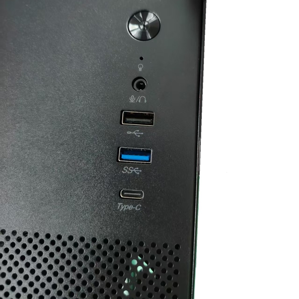 【 AI PC 】Starter (Core Ultra7 265/メモリ:DDR5 32GB(16GBx2)/SSD:2TB NVMe M.2 Gen4/HDD:-/電源:300W 80PLUS Bronze/グラボ:-) RogressAI-448742 カスタマイズ可能 BTOパソコン N1