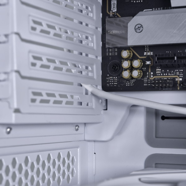 LIAN LI �ꥢ��꡼ USB�ϥ� USB 2.0 1-to-3 Hub (Type A Male Port) White PW-U2TPAW �ۥ磻�� �ڥ���󥻥��Բġ��̳�ƻ����Υ�������Բġ�